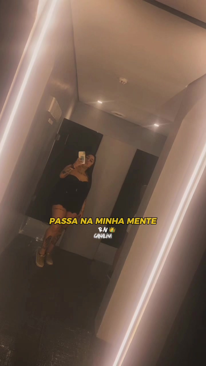 @Moon&iacute; Machado