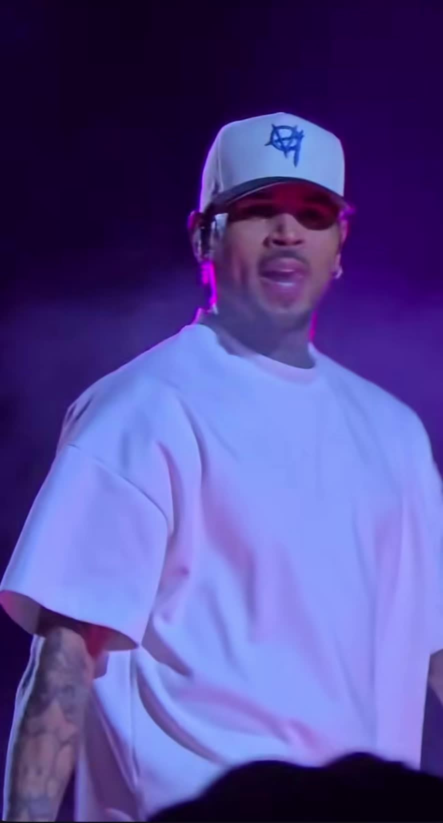 @Chris Brown fan page