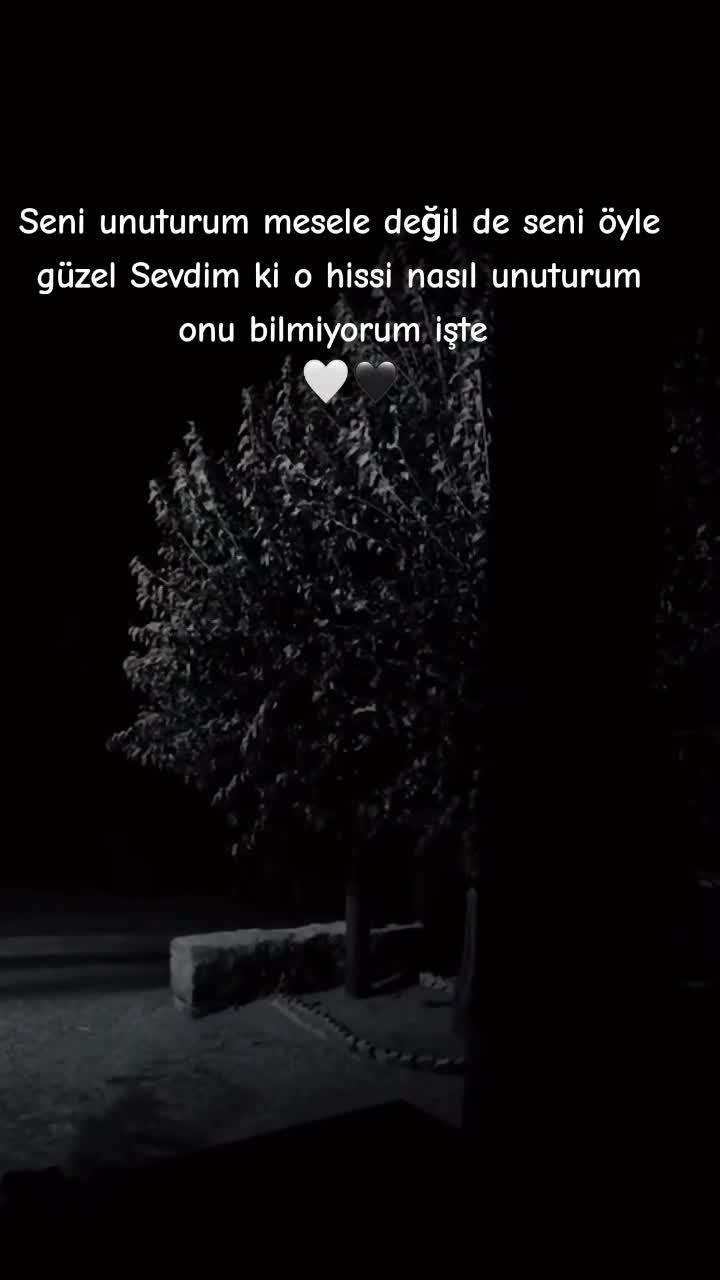 @YARIM BİR HİK&Acirc;YE 💔