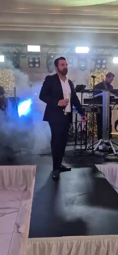 @ɾɑʍíղ ɑԵɑՏհ ʍմՏíϲ 🎙