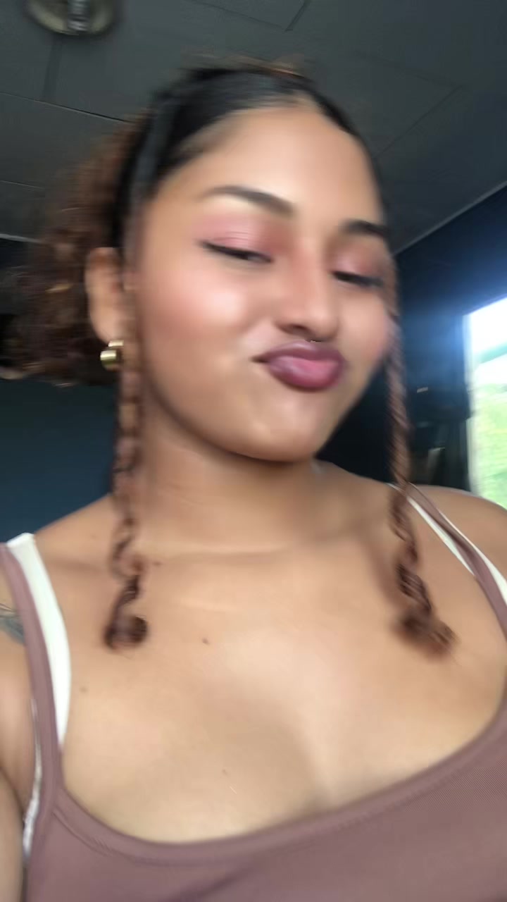 @𝔇𝓮𝓿𝖎💗😍