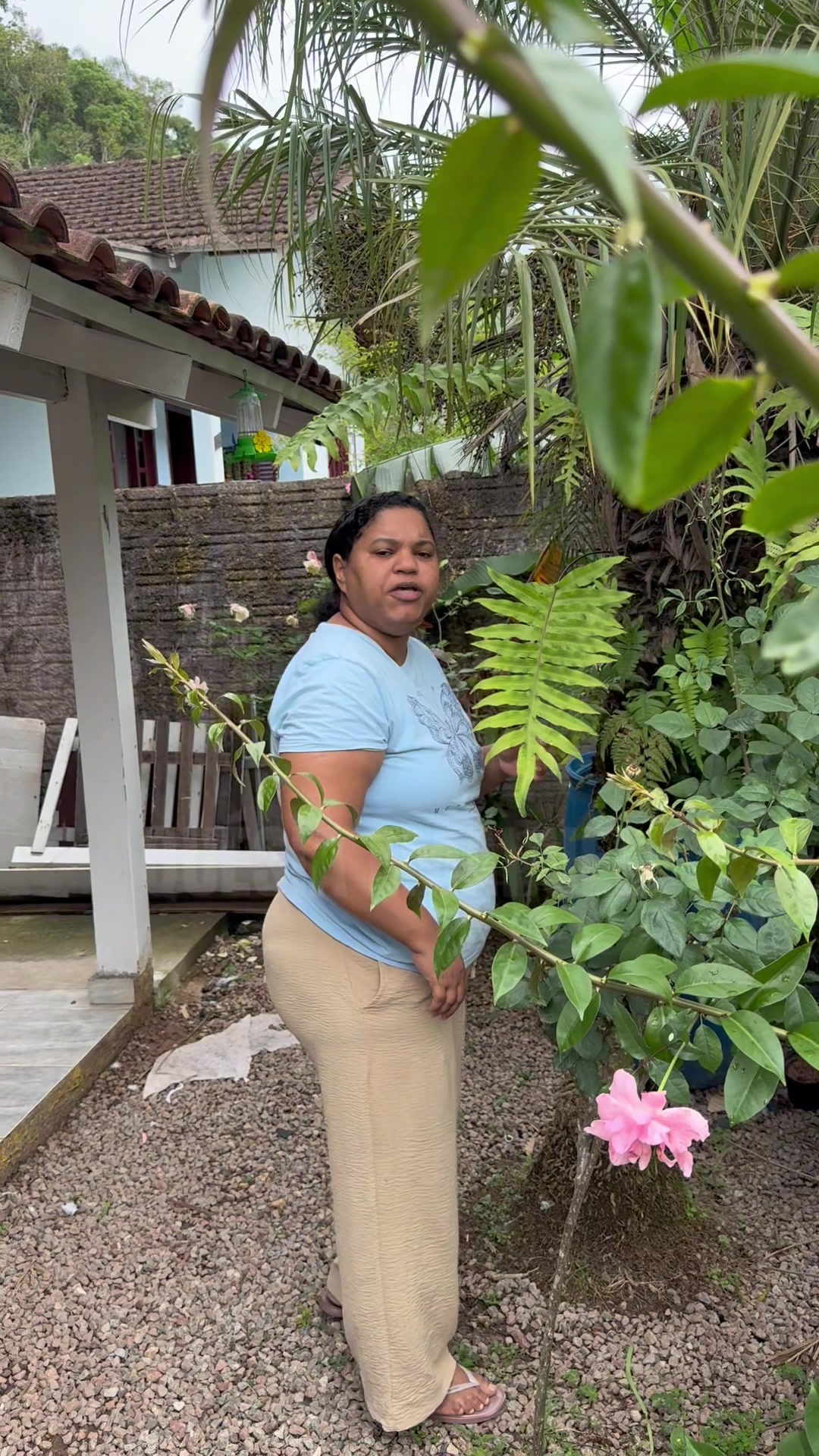 @Qu&eacute;sia e fam&iacute;lia J L