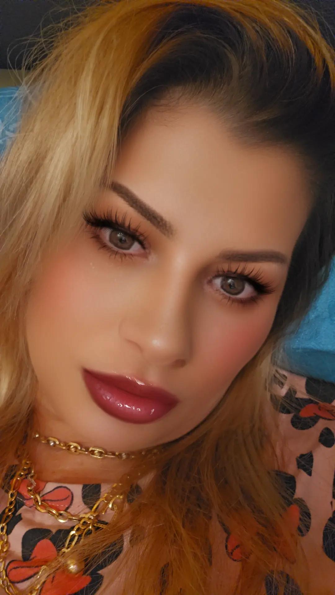 @Șefa Blondy🥰
