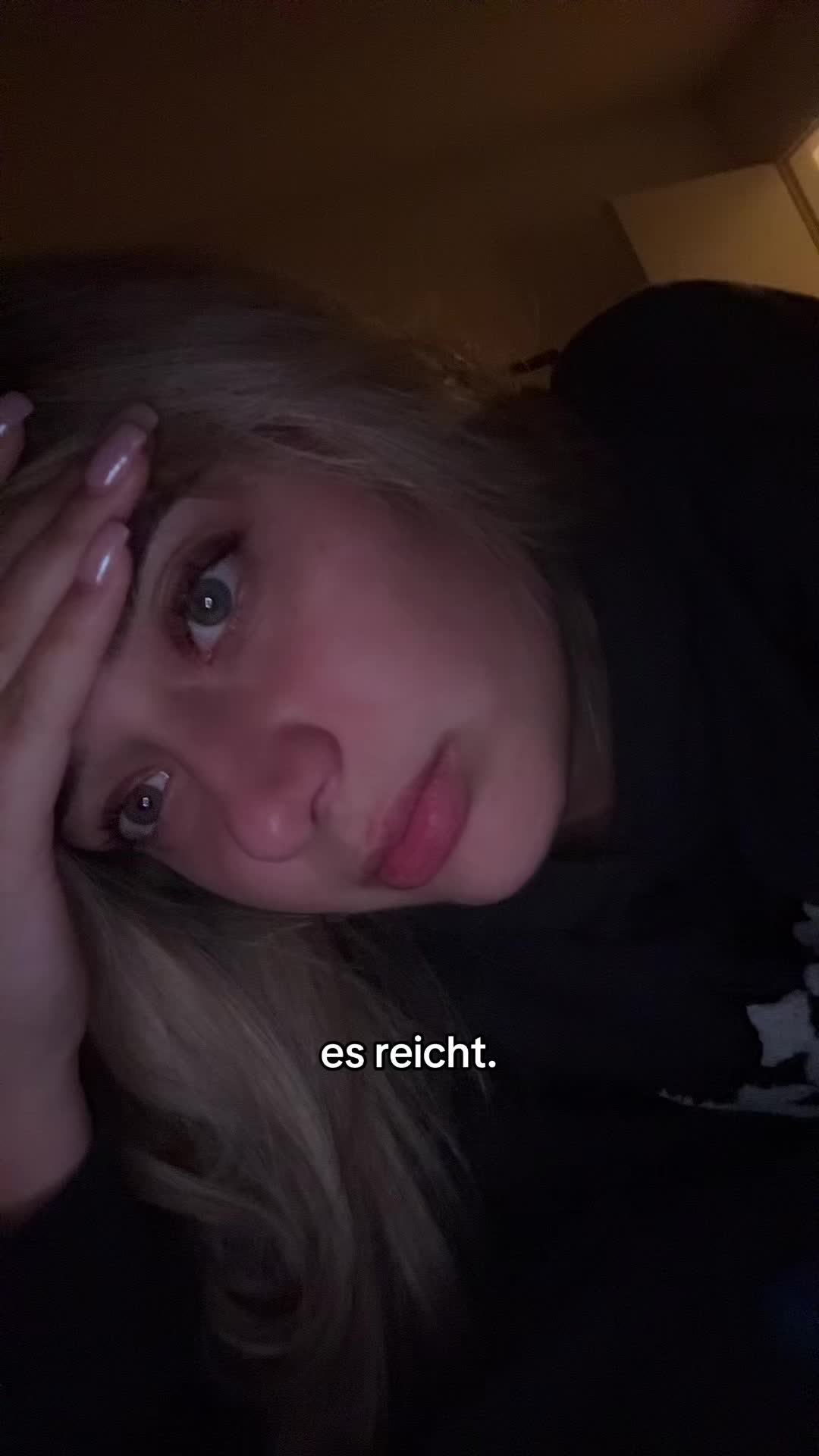 @nicole