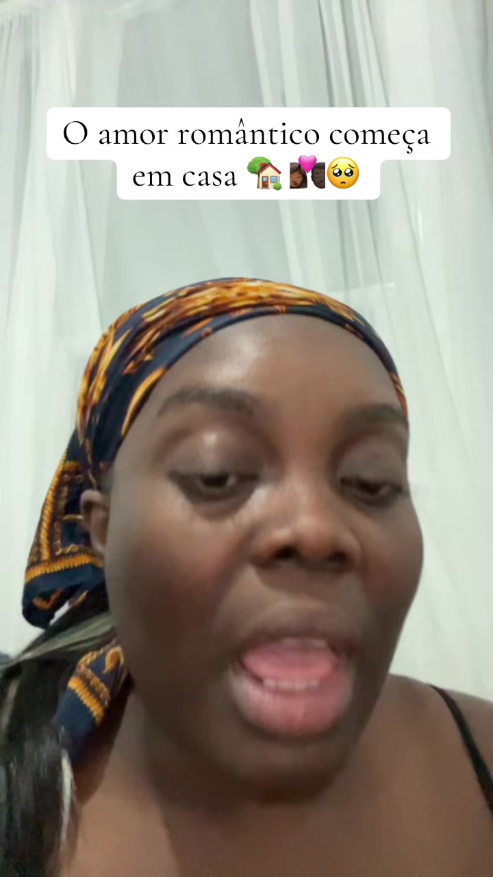 @Eleniaax