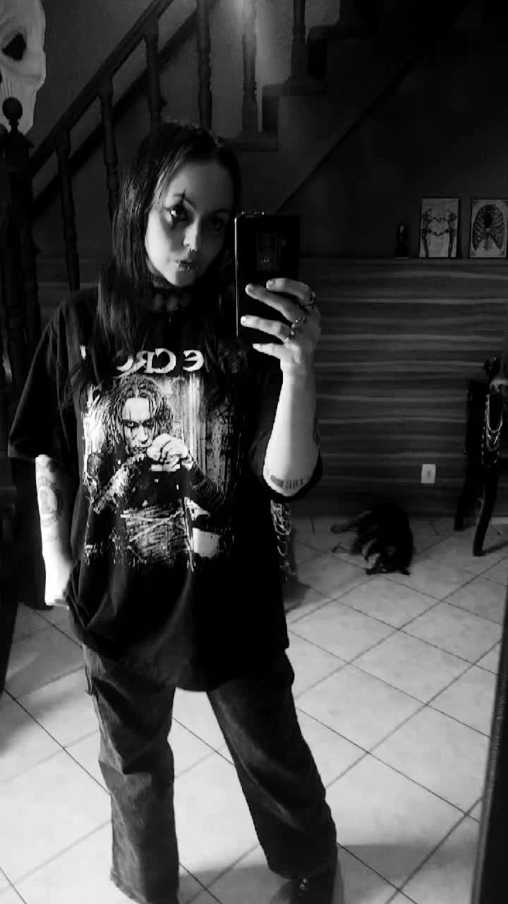 @⚜️🖤💀Goticona Voadora🔮🪞🦇