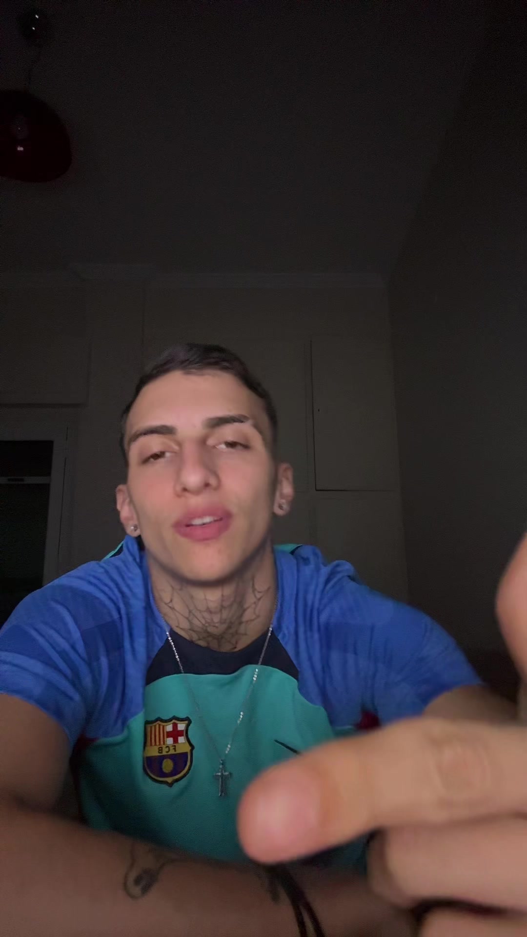 @Tsomis