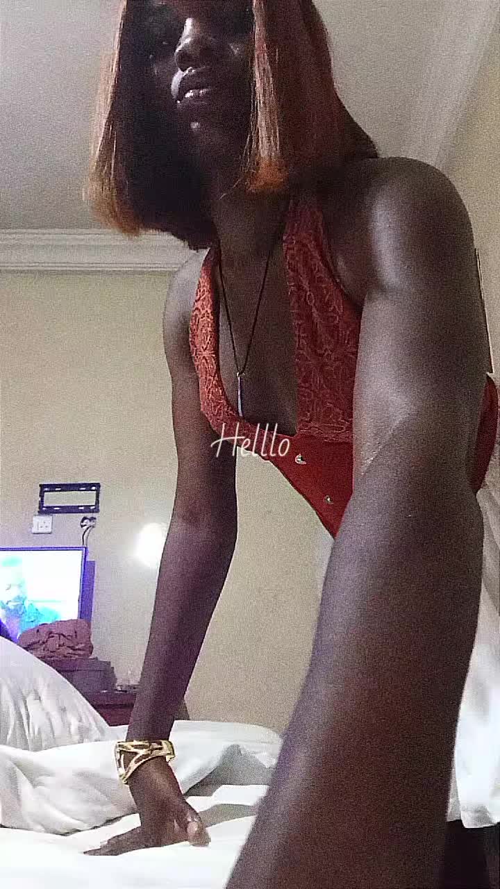 @Bella