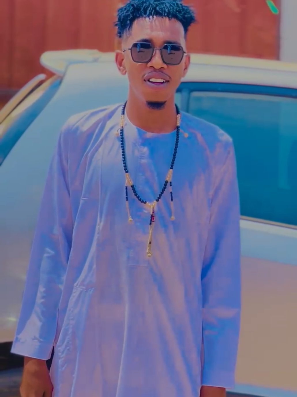 @Fayiez&laquo;فيوزي&raquo;