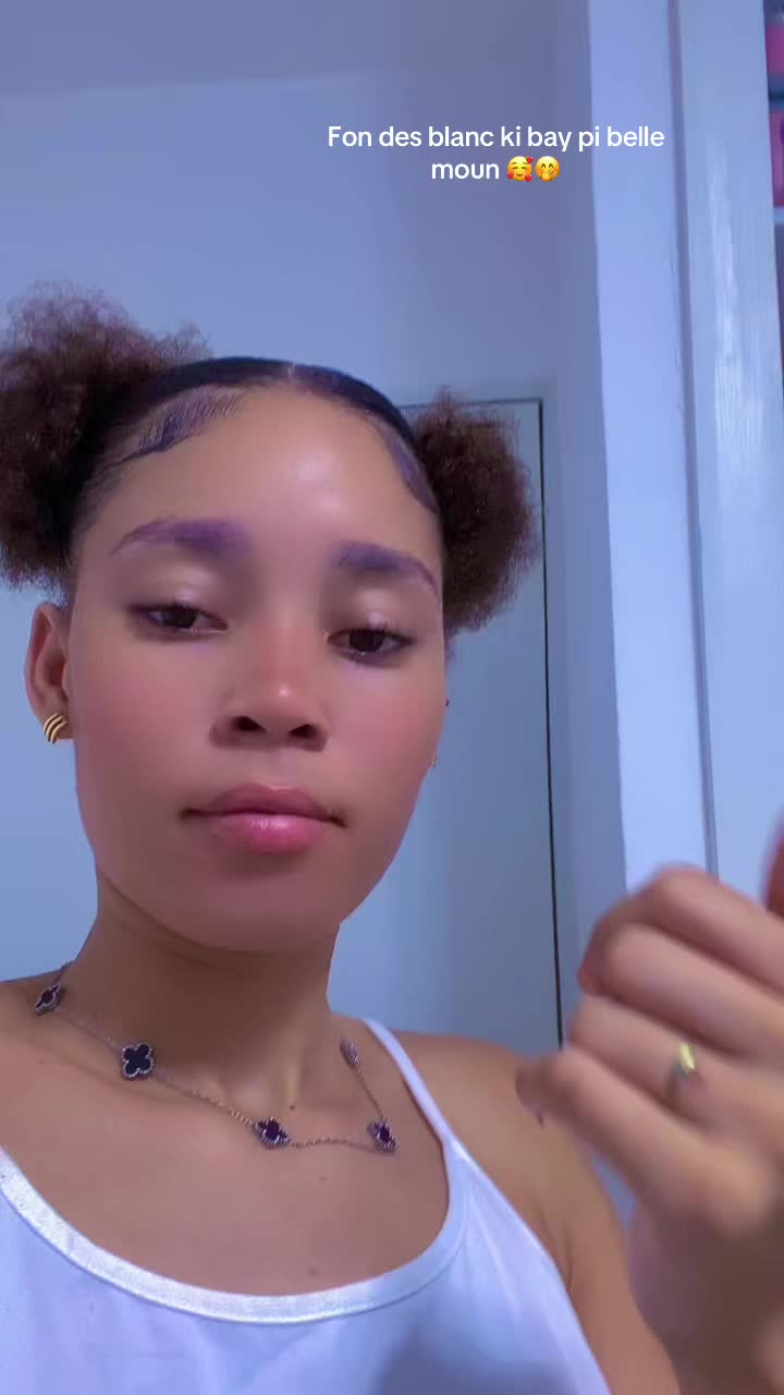 @Chica loca 🖤🖤🇭🇹