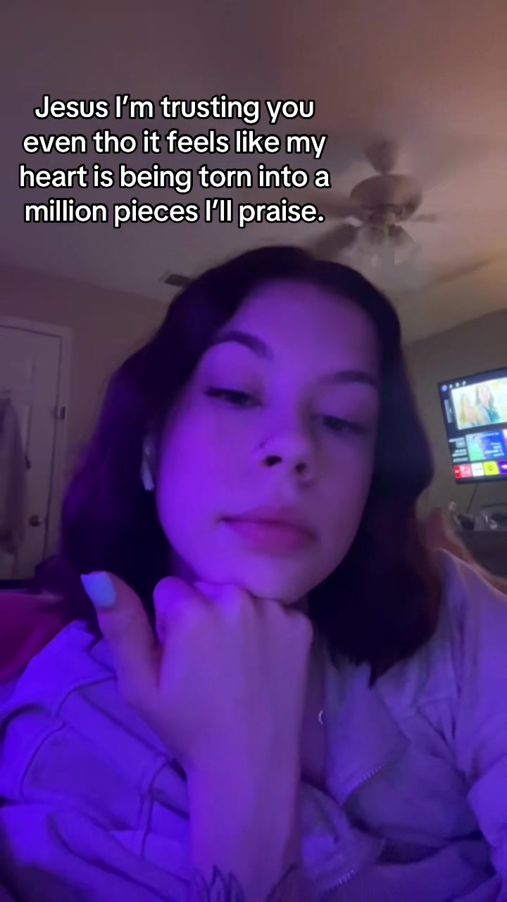 @loralai_lynn