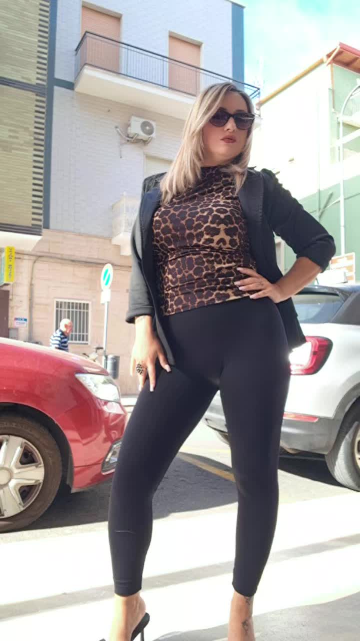 @Sabina Bonito