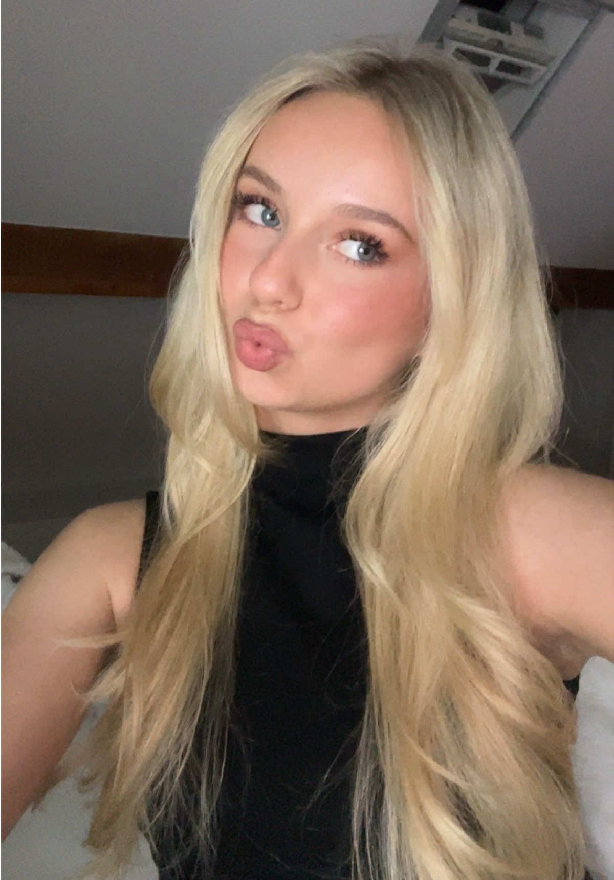@apollonia 🪽