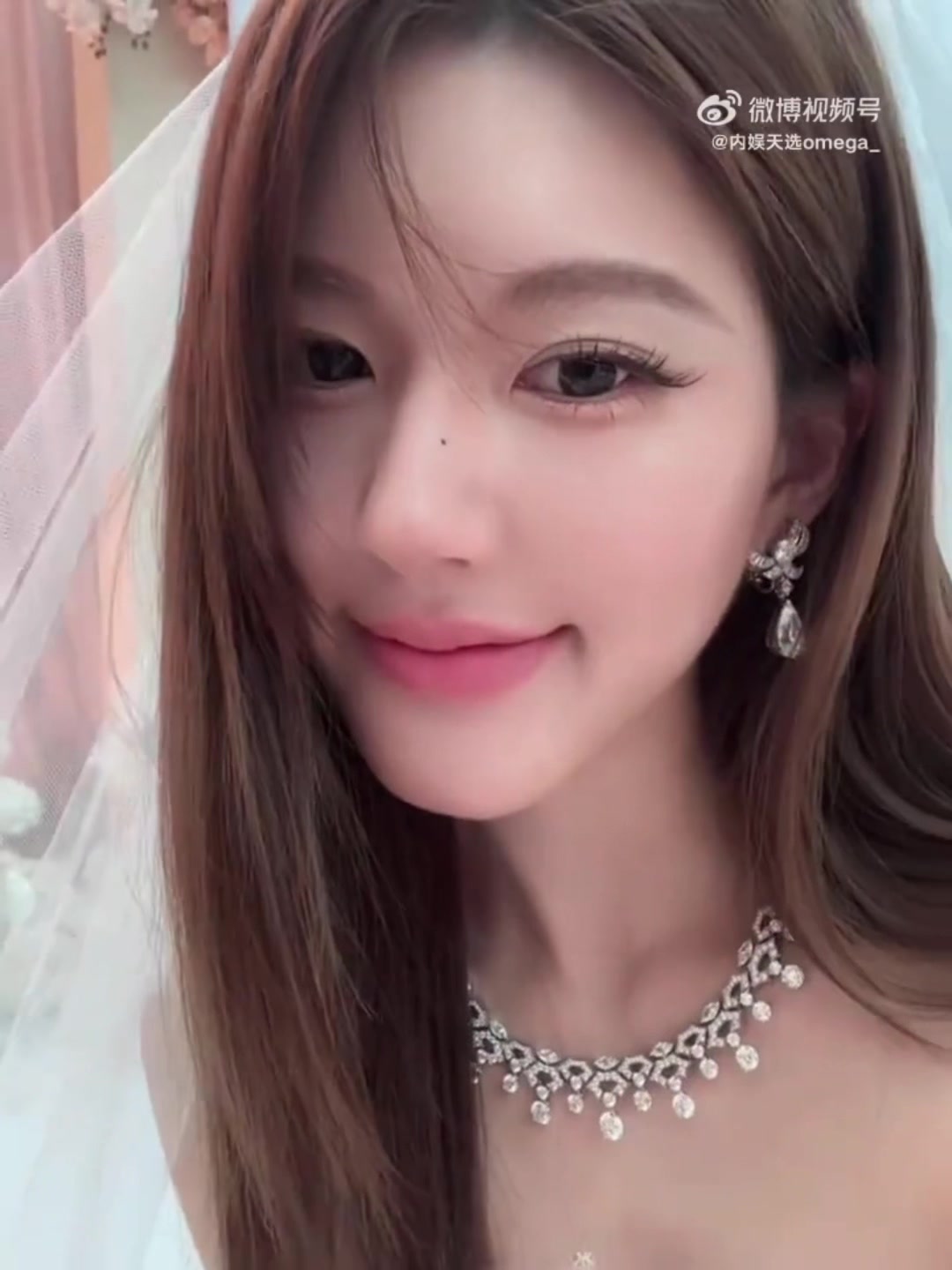 @C&aacute;i đu&ocirc;i nhỏ của Lusi