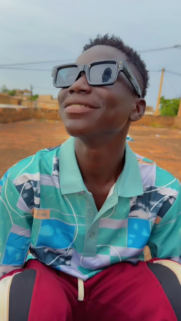 @Damochee_Officiel