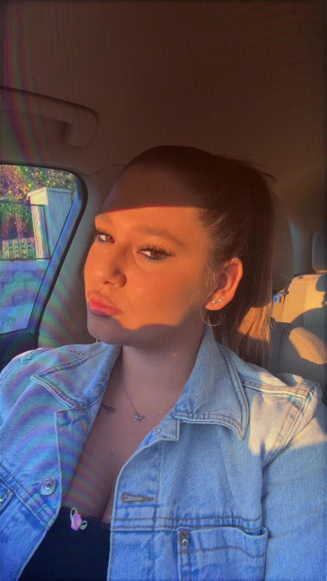 @Tijana 🦋