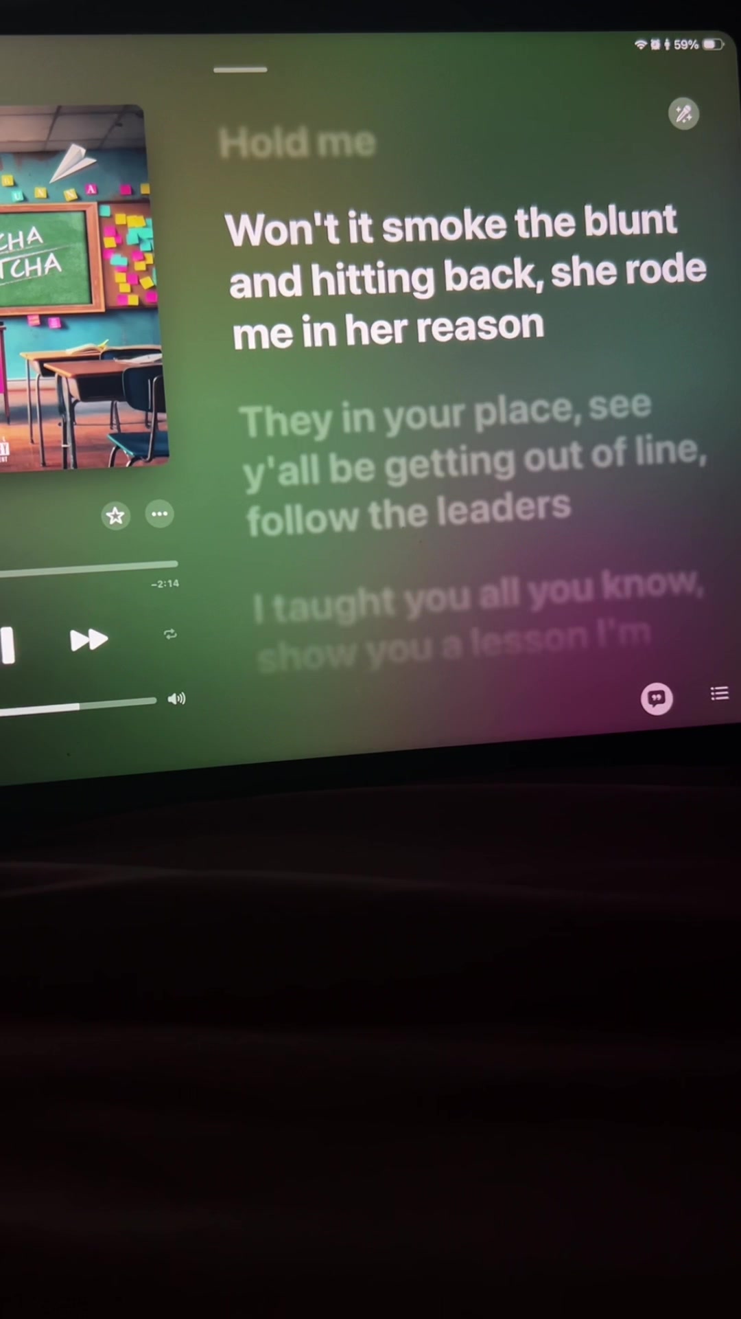 @🎧