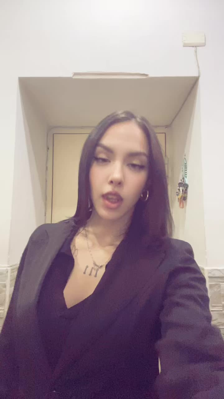 @𝖆𝖑𝖊𝖘𝖘𝖎𝖆🦋