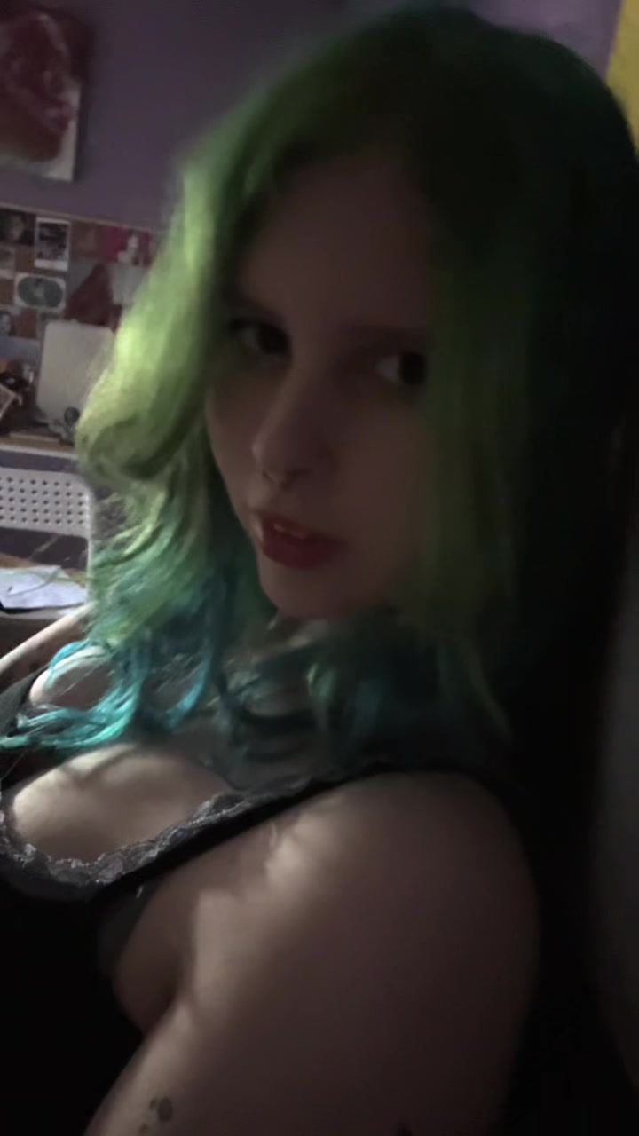 @I am Dee