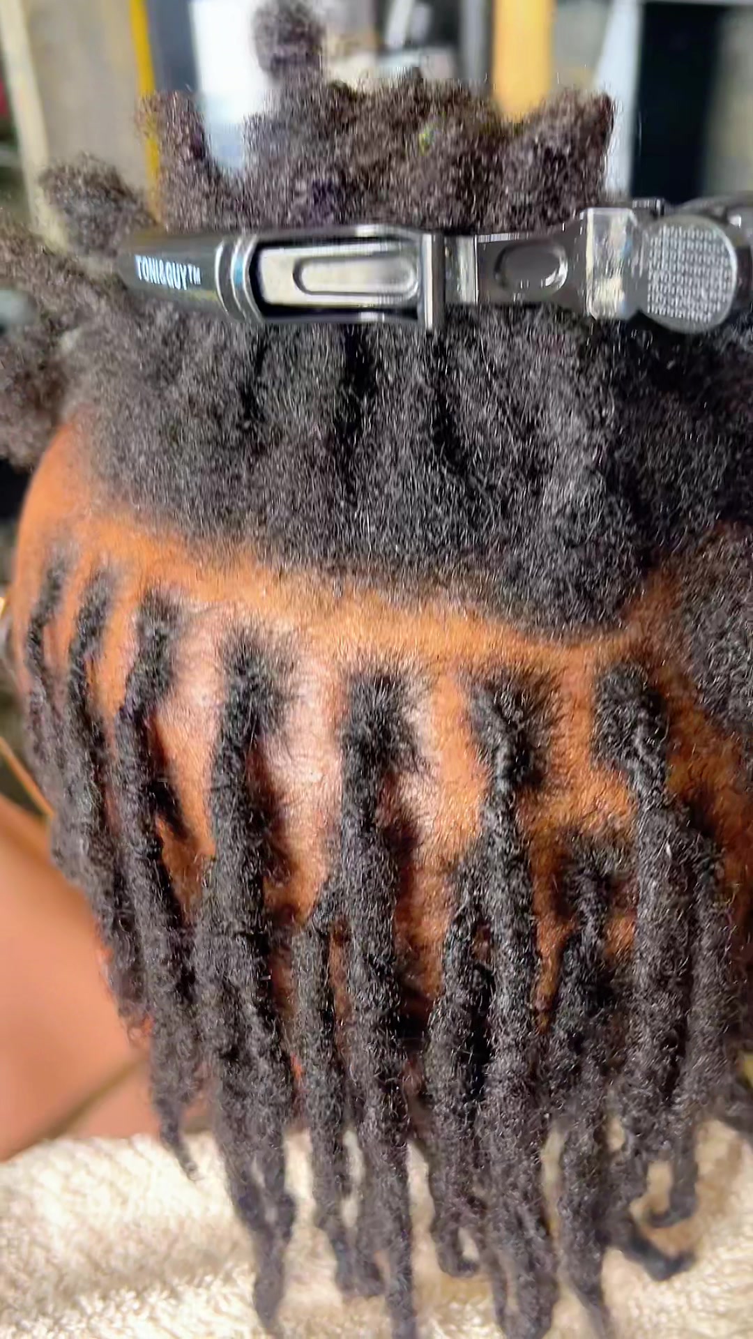 @Lavish Locs