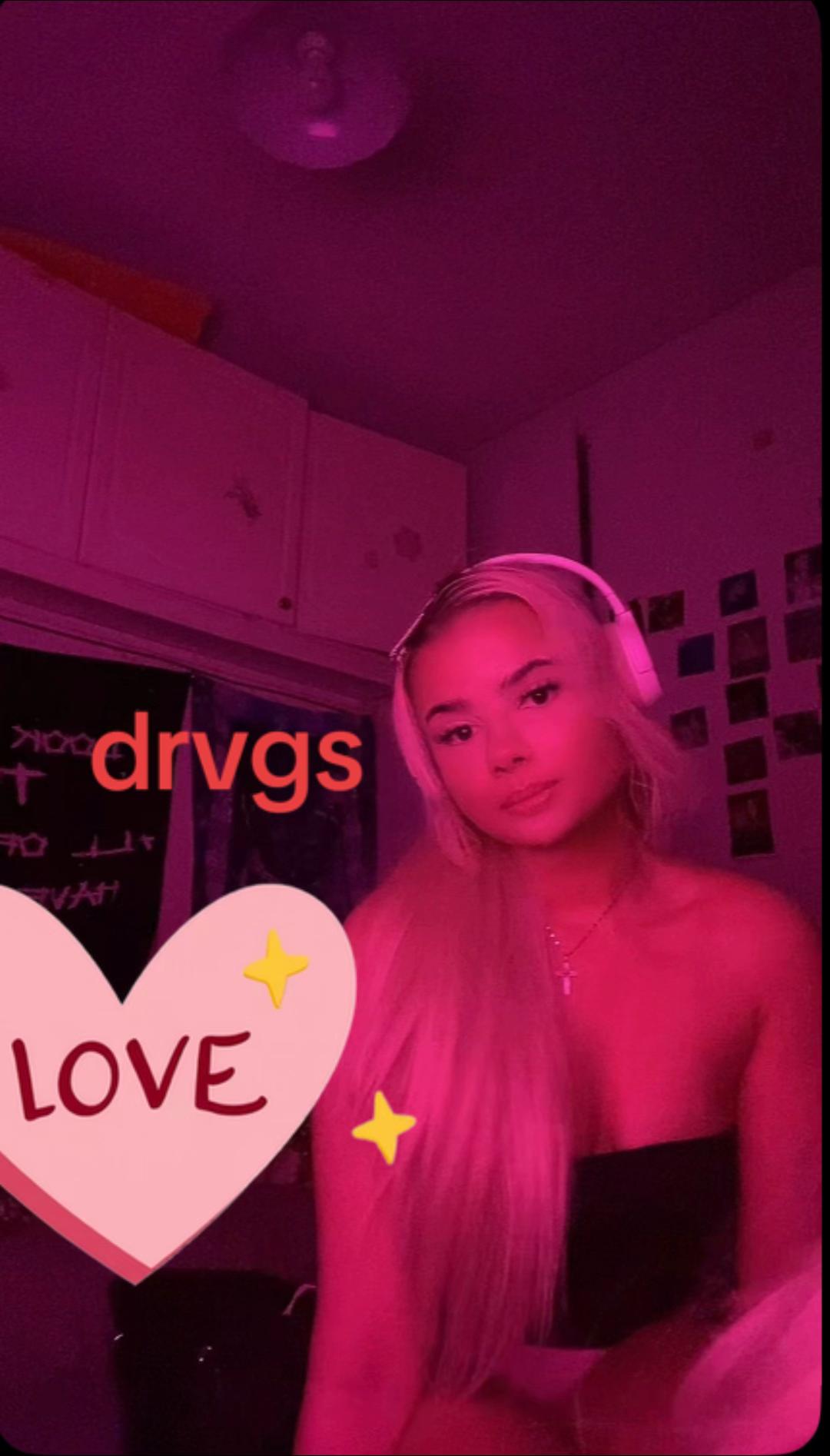 @n1whoo