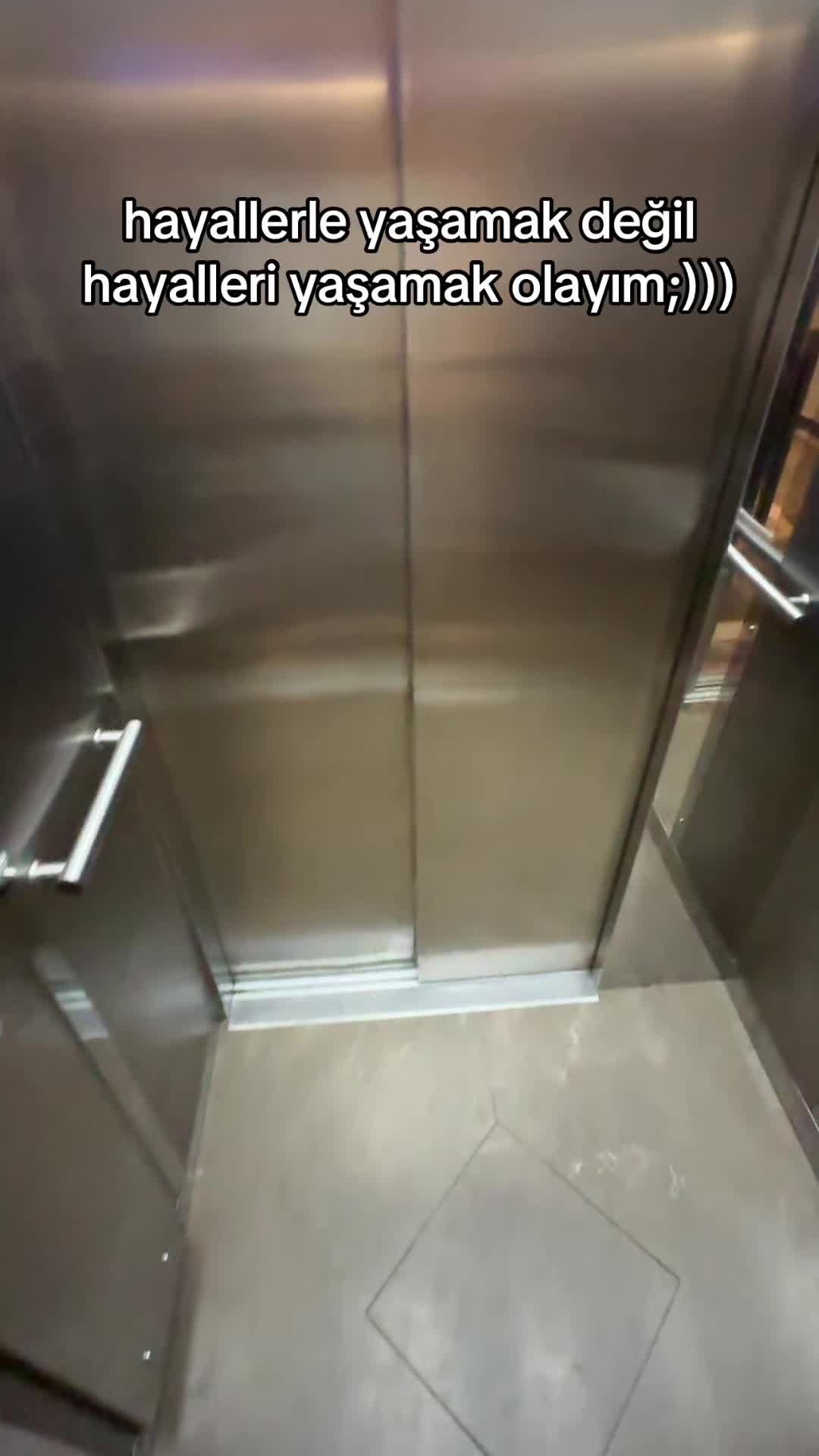 @D3
