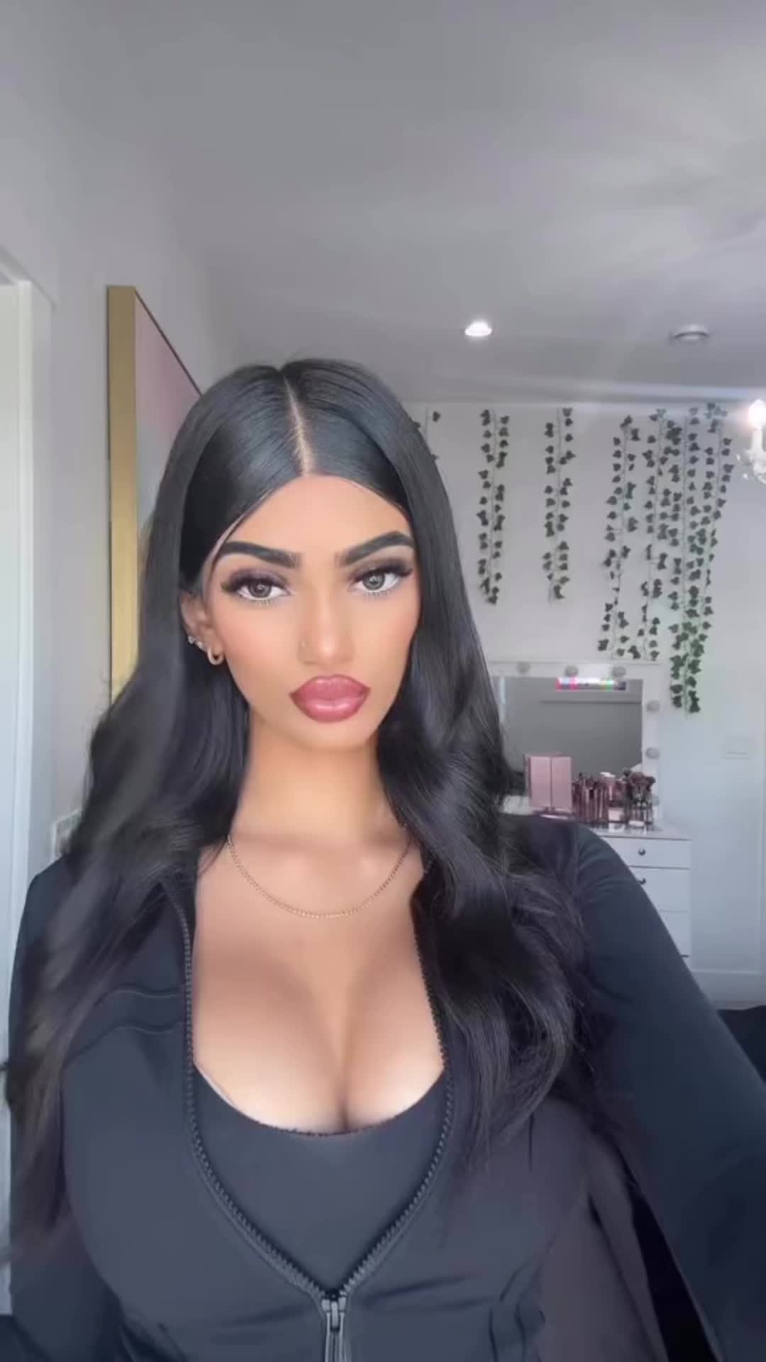 @𝒥