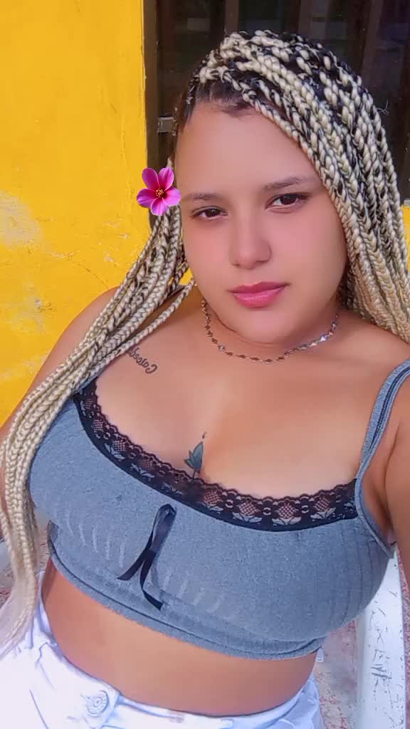 @Mar&iacute;a Antonela