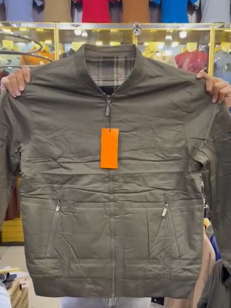 @Ultr4 store
