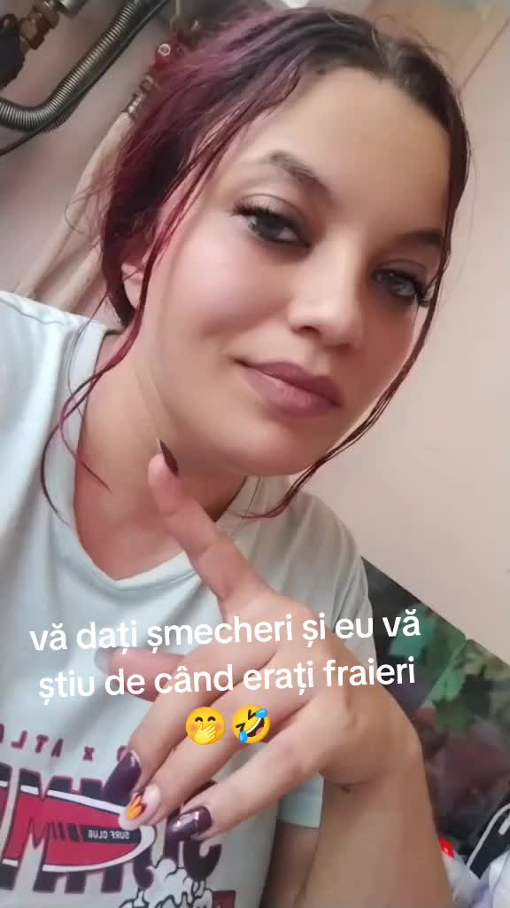 @Deni denyyy👀🤌🏽🙋🏽&zwj;♀️
