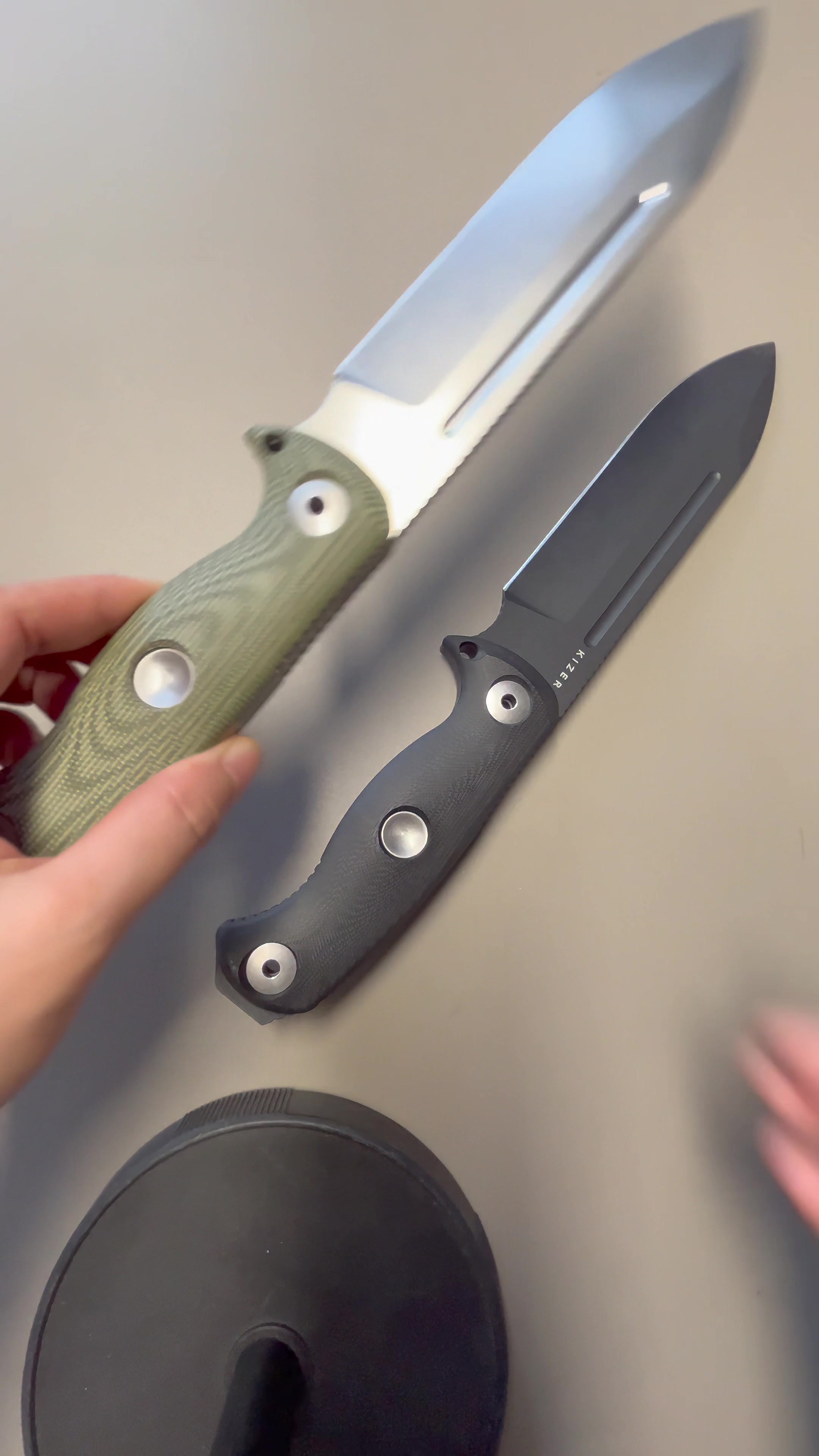 @KIZER KNIVES