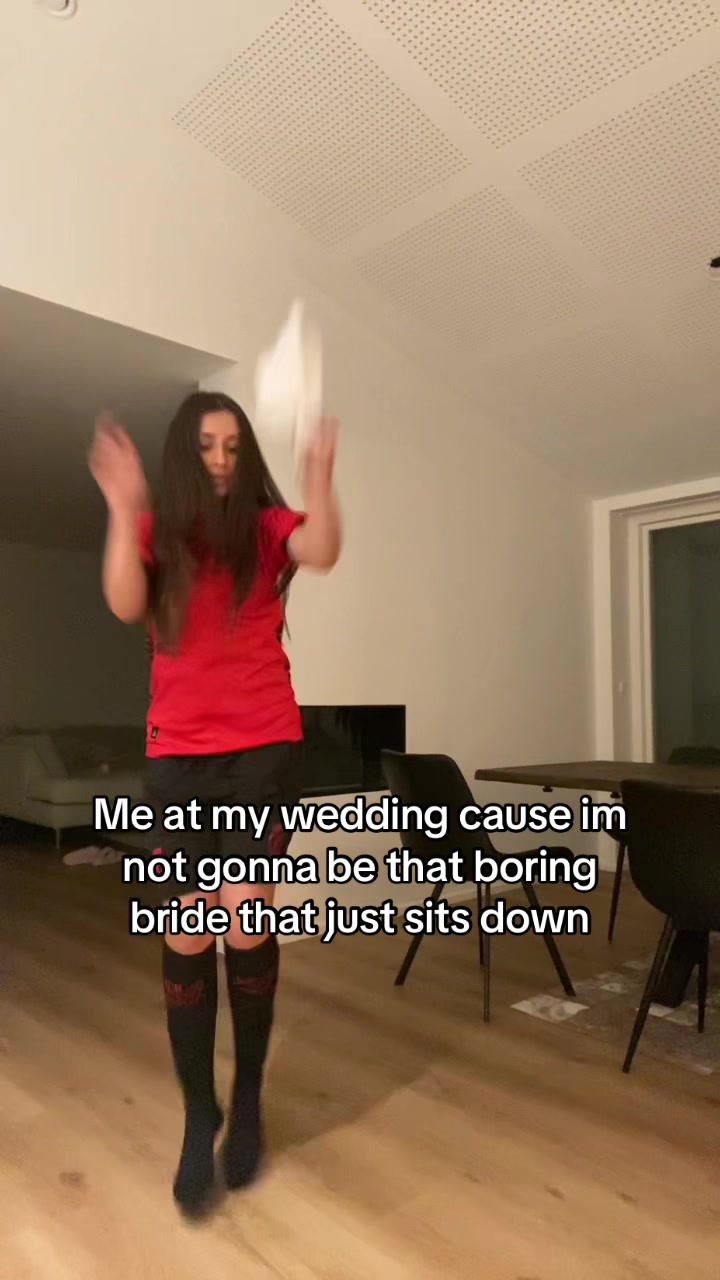 @lrajx