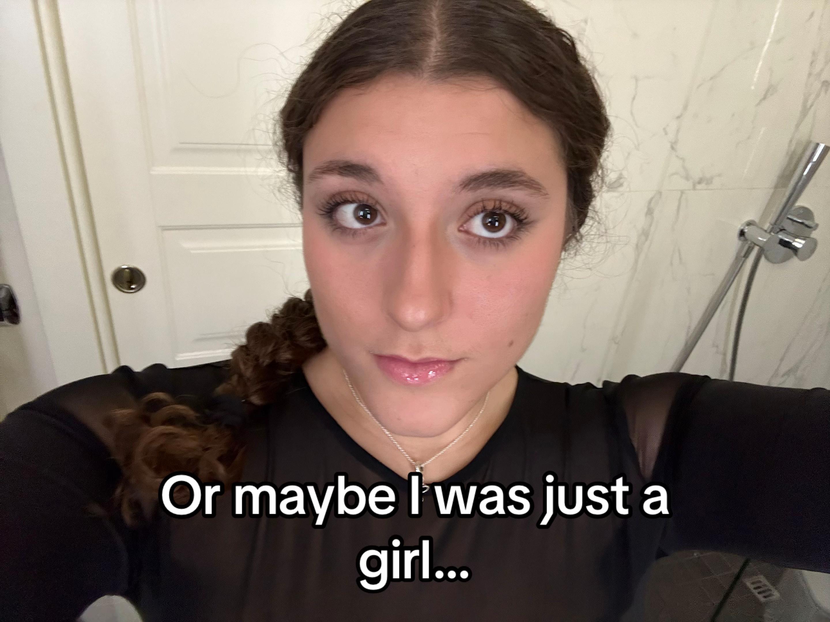@Nia