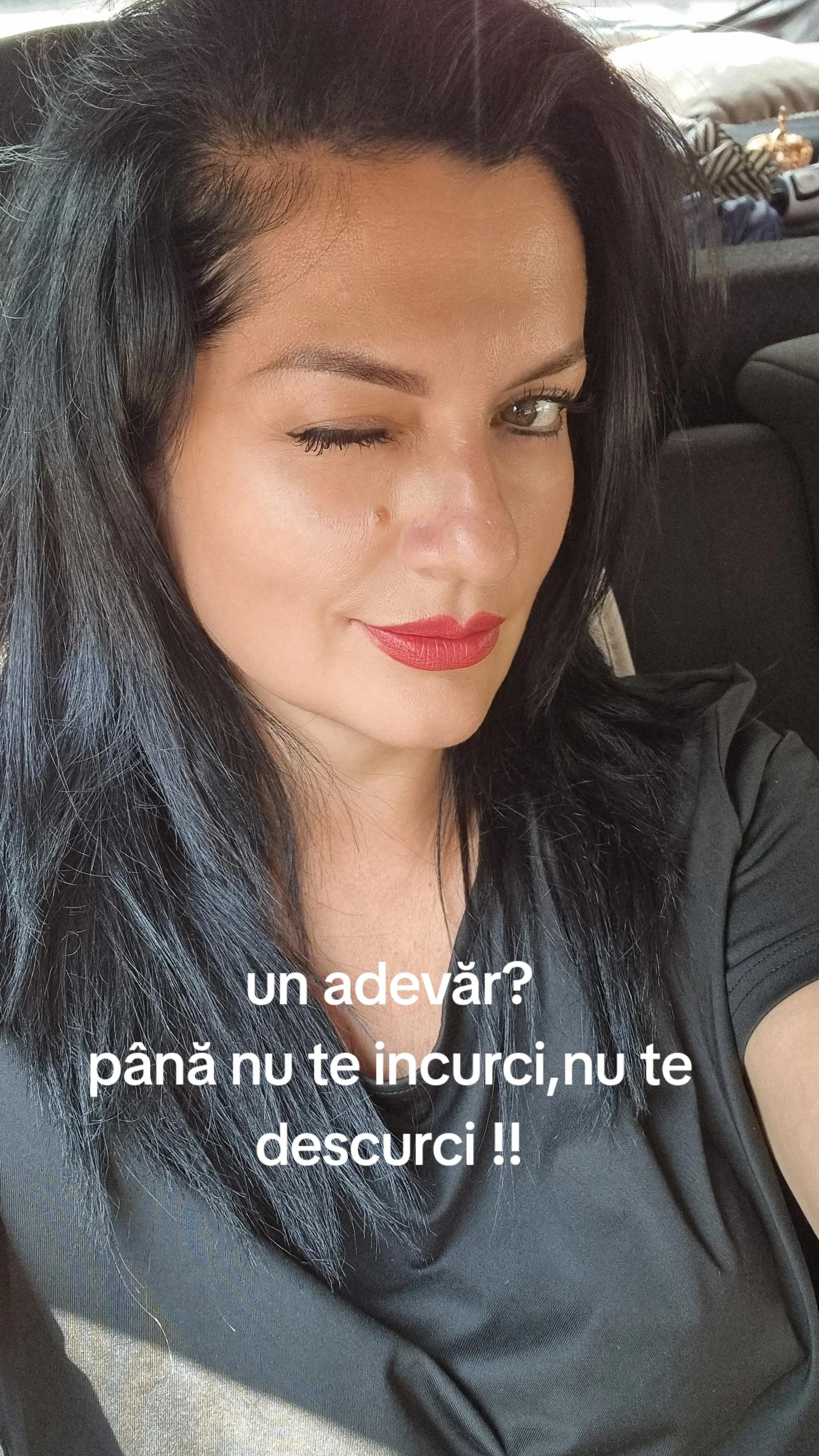 @Ruxandra Roxy