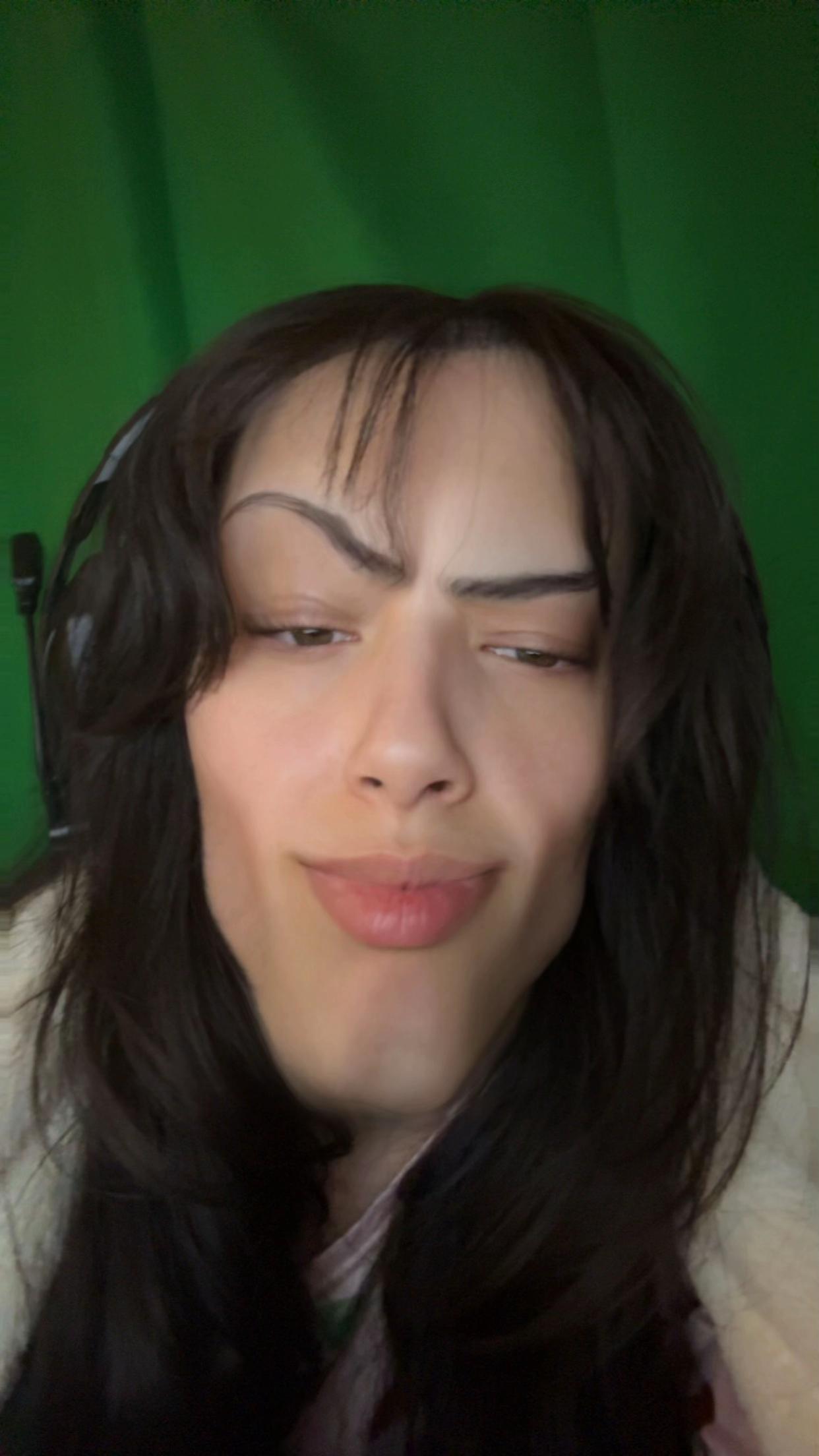 @nicolelol