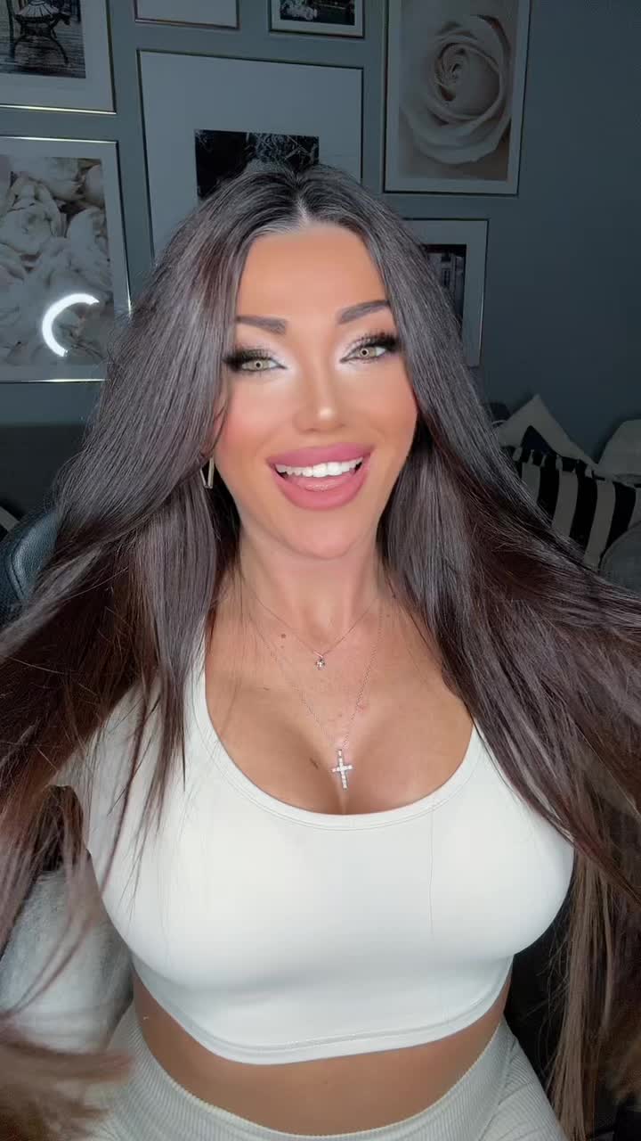 @Valentina