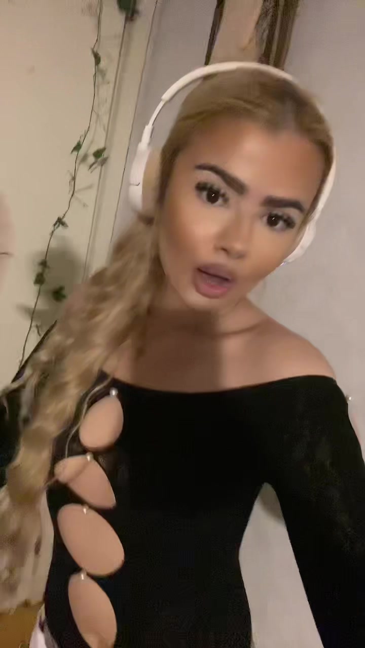 @n1whoo