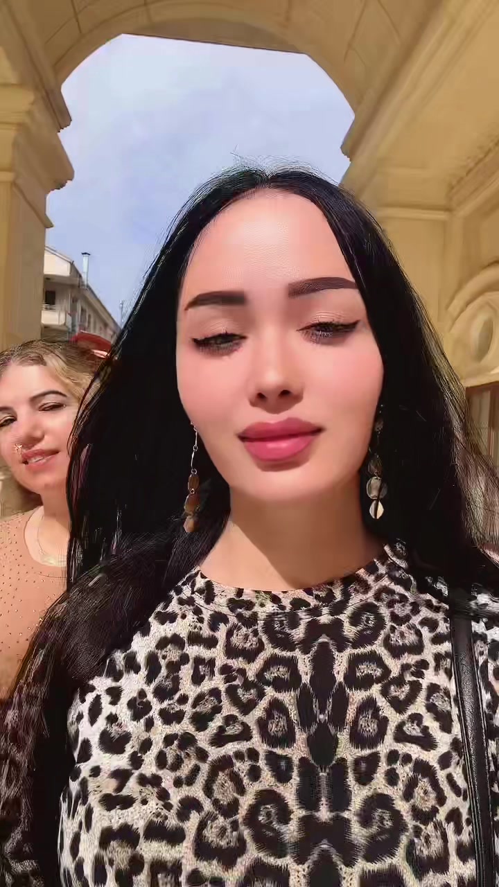 @farzona