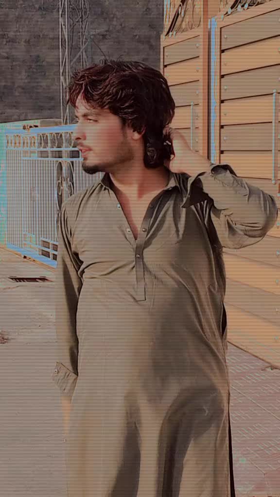 @QADIR BANGASH 😍