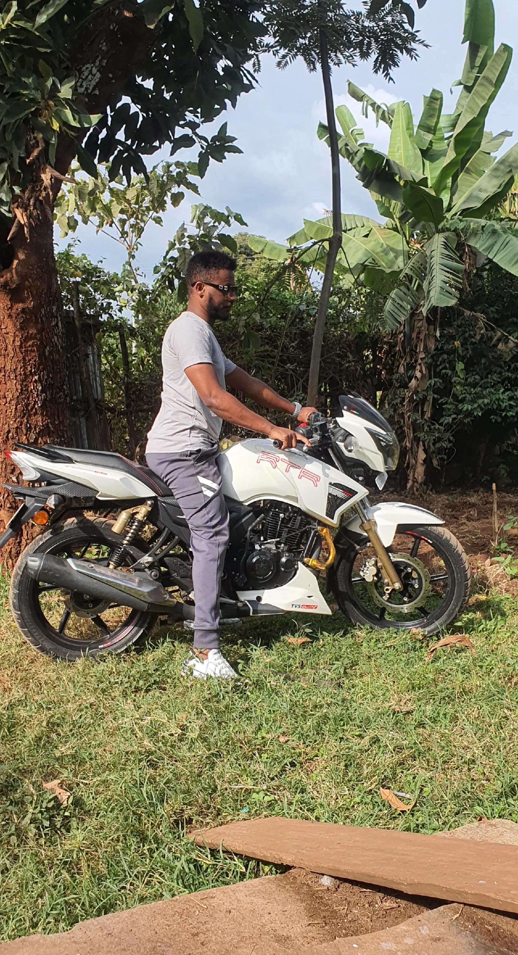 @ውዳሴ ዲኮር ዲዛይን እና ብረታብረት ሰራ