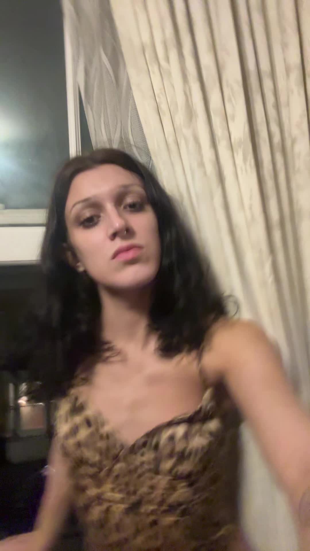@￼