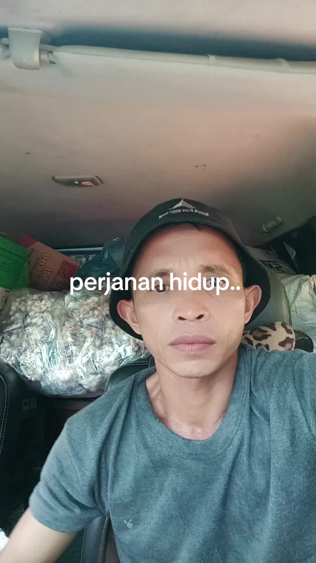@punya cerita..