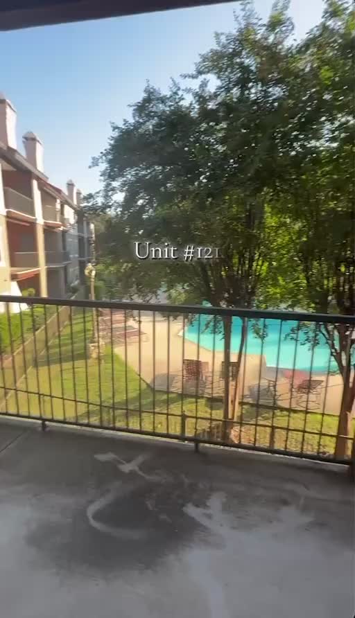 @Waters Edge Apartments