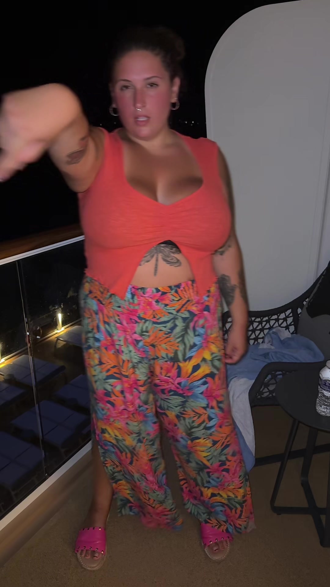 @meejeemoos