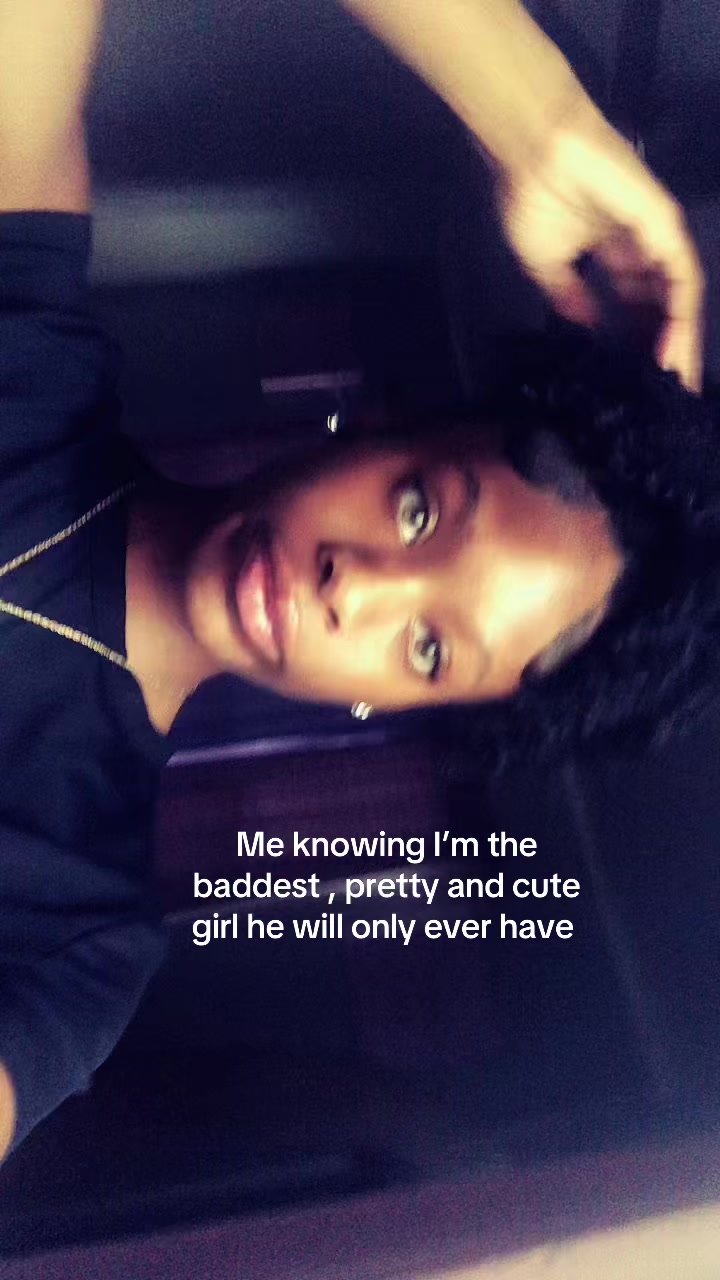 @girly_alivia