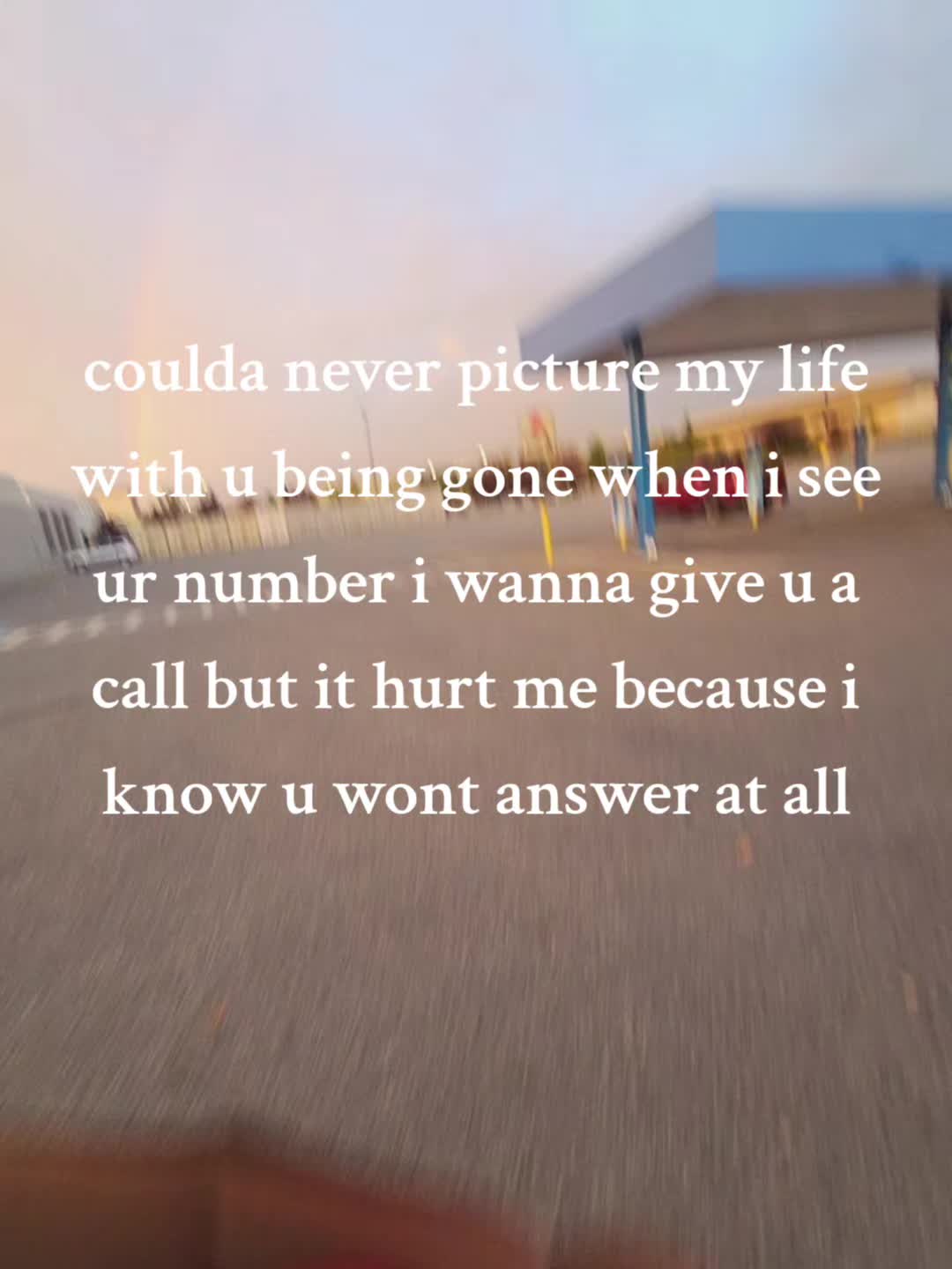 @￼