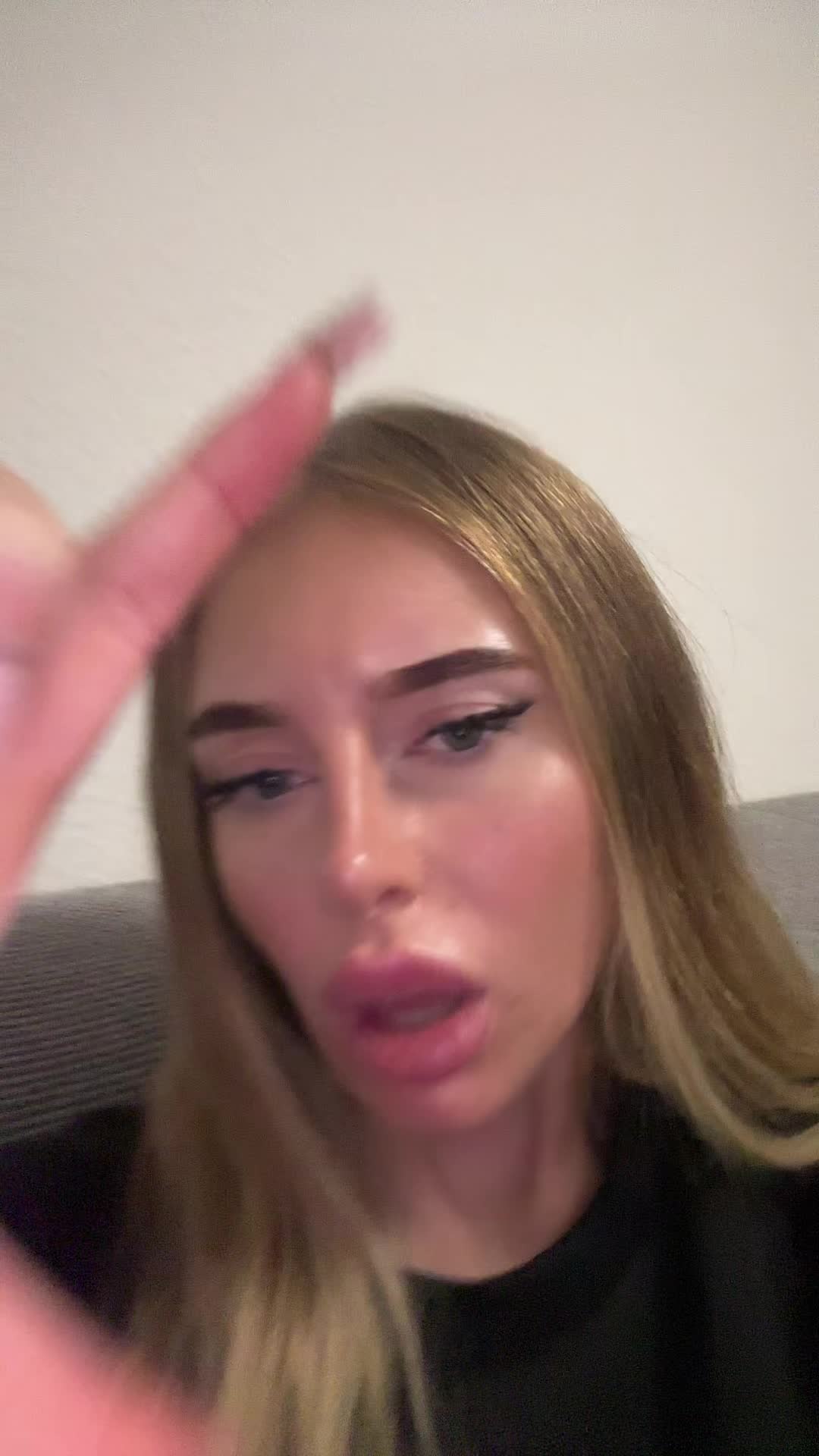 @sabrinnn