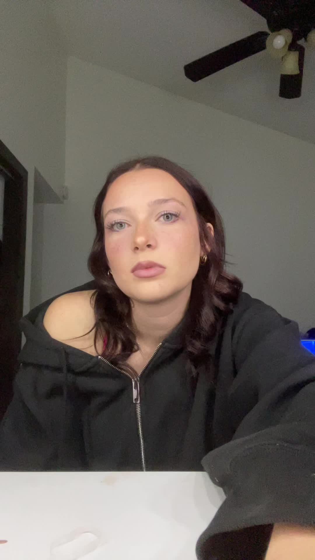 @user567894567786