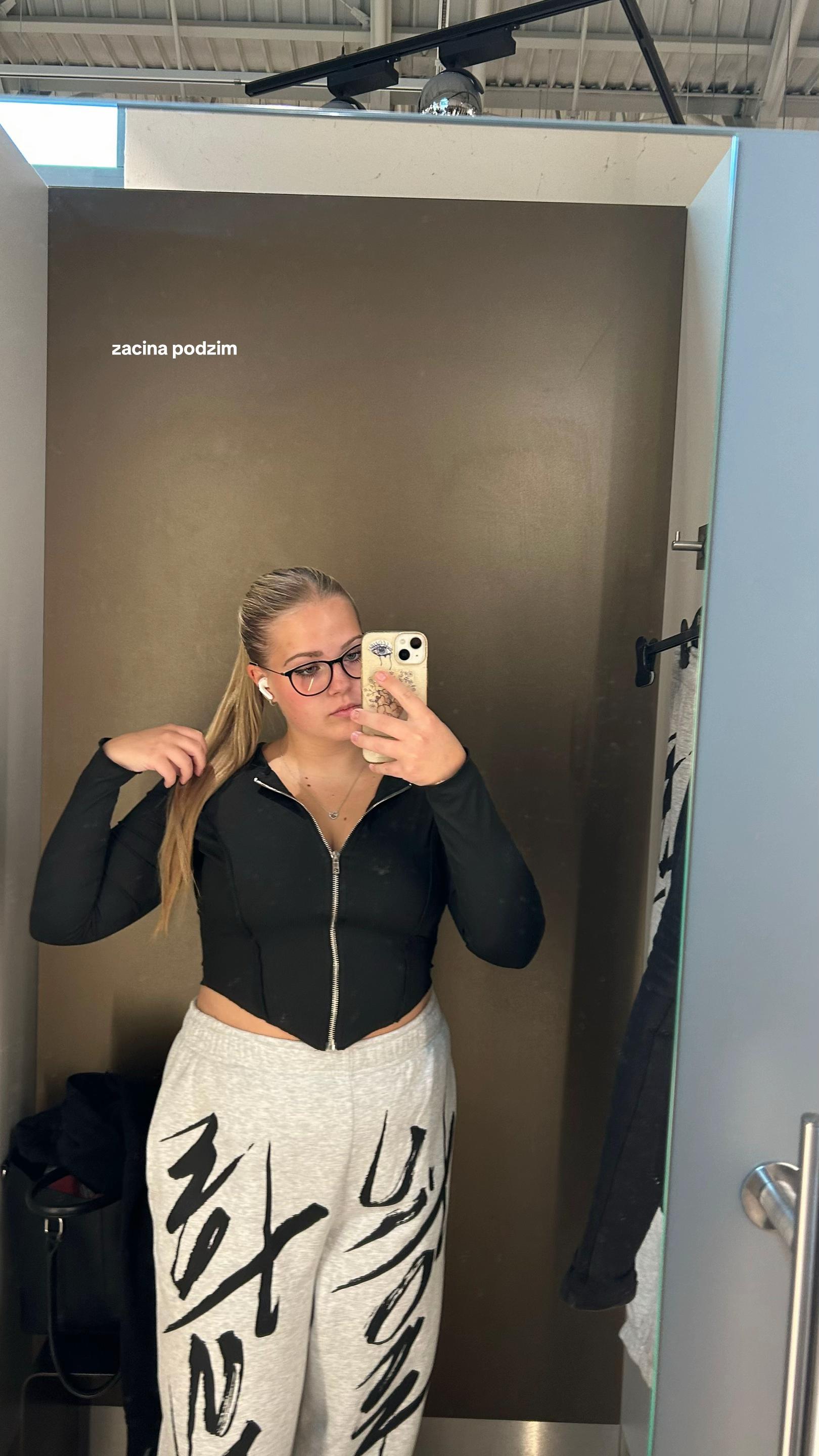@nikcaa