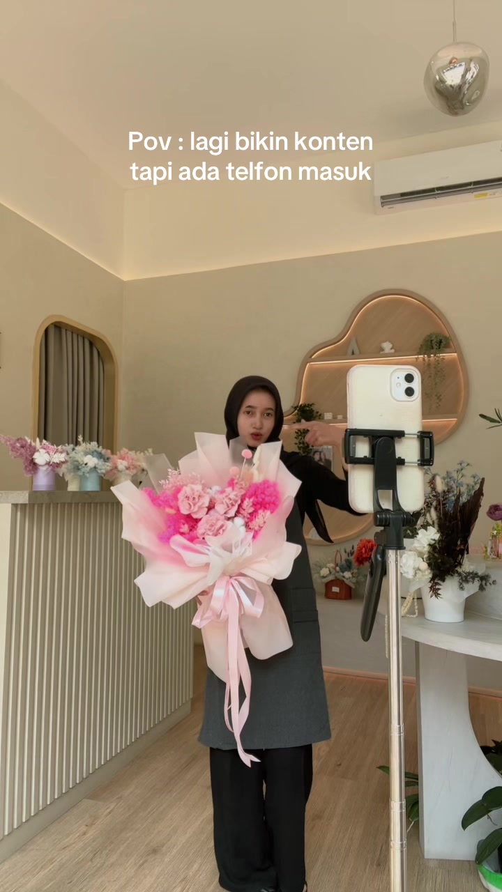 @minera florist